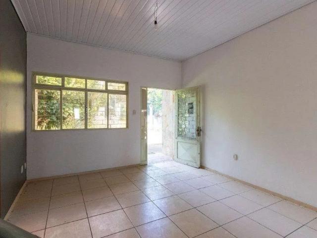 Casa / Sobrado para Venda em Porto Alegre/RS Belém Velho 2 Quartos