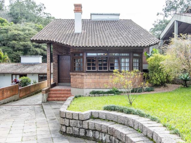 Casa / Sobrado para Venda em Porto Alegre/RS Belém Velho 3 Quartos