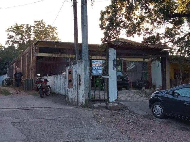 Casa / Sobrado para Venda em Porto Alegre/RS Belém Velho 3 Quartos