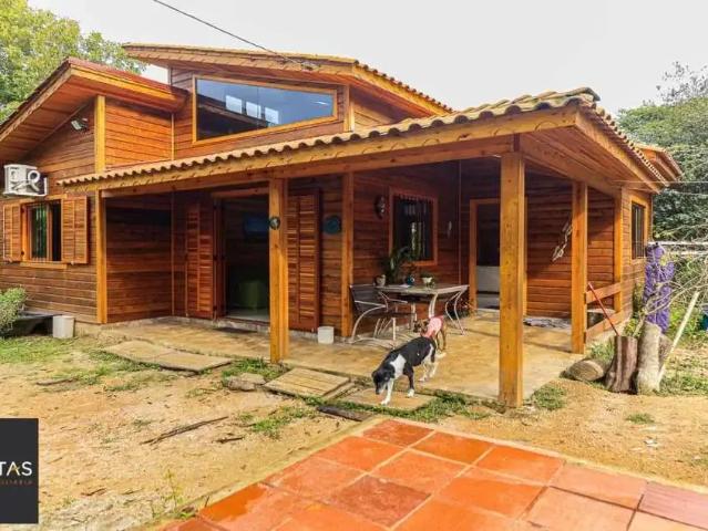Casa / Sobrado para Venda em Porto Alegre/RS Belém Novo 1 Quartos