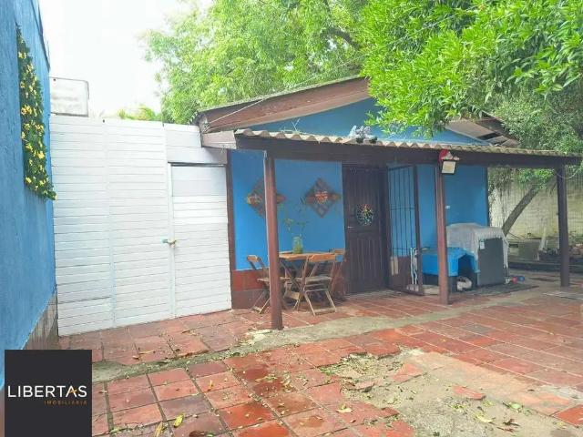 Casa / Sobrado para Venda em Porto Alegre/RS Belém Novo 2 Quartos