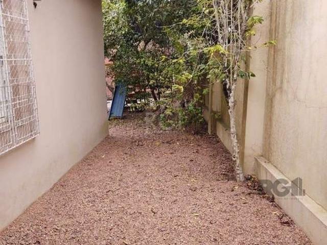 Casa / Sobrado para Venda em Porto Alegre/RS Belém Novo 3 Quartos