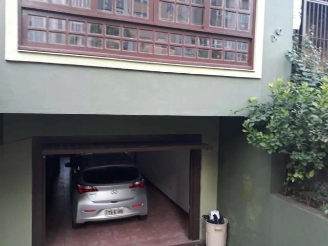 Casa / Sobrado para Venda em Porto Alegre/RS Bom Jesus 4 Quartos