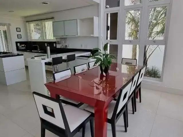 Casa / Sobrado para Venda em Porto Alegre/RS Boa Vista 3 Quartos