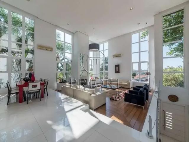 Casa / Sobrado para Venda em Porto Alegre/RS Boa Vista 3 Quartos