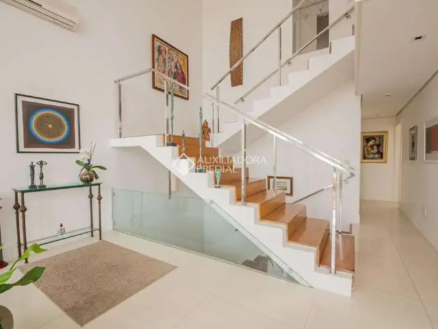 Casa / Sobrado para Venda em Porto Alegre/RS Boa Vista 3 Quartos
