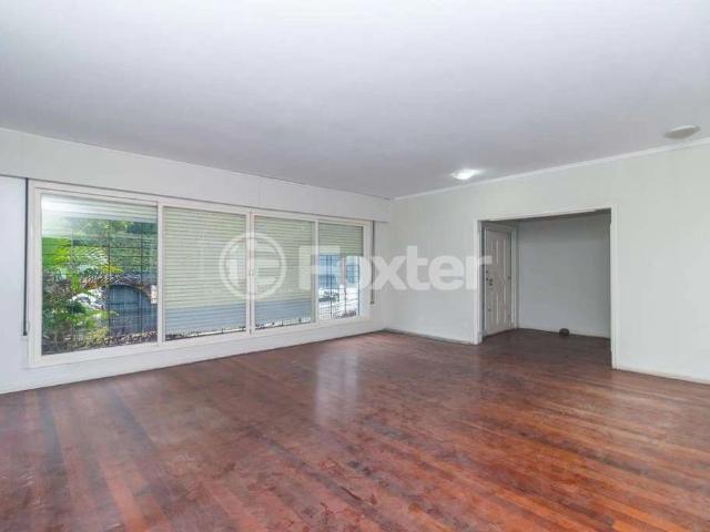 Casa / Sobrado para Venda em Porto Alegre/RS Boa Vista 4 Quartos