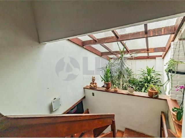 Casa / Sobrado para Venda em Porto Alegre/RS Boa Vista 6 Quartos