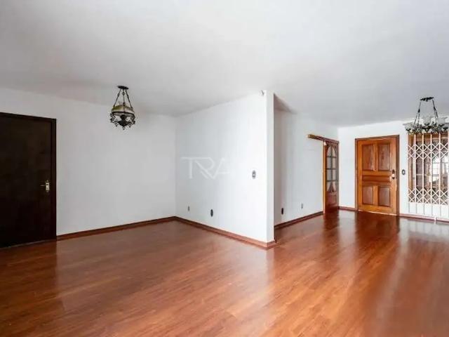 Casa / Sobrado para Venda em Porto Alegre/RS Camaquã 3 Quartos
