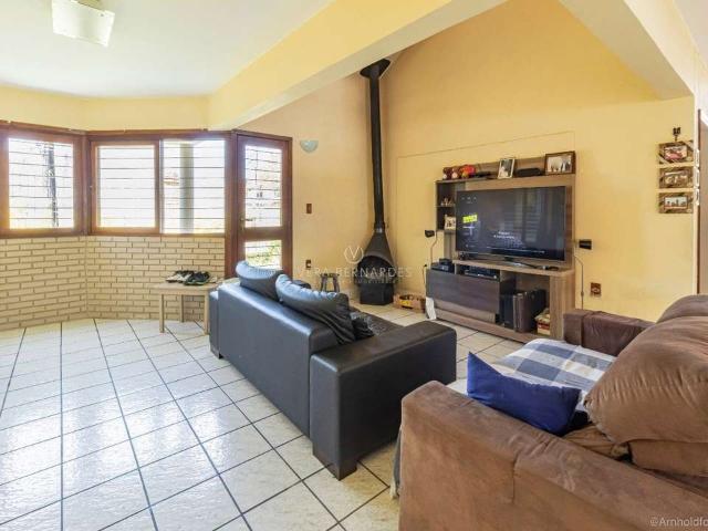 Casa / Sobrado para Venda em Porto Alegre/RS Camaquã 3 Quartos
