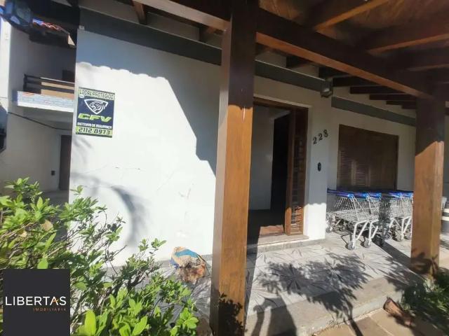 Casa / Sobrado para Venda em Porto Alegre/RS Camaquã 4 Quartos