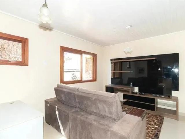 Casa / Sobrado para Venda em Porto Alegre/RS Camaquã 4 Quartos