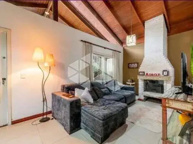 Casa / Sobrado para Venda em Porto Alegre/RS Camaquã 5 Quartos