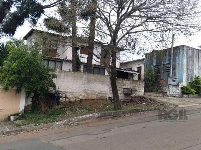 Casa / Sobrado para Venda em Porto Alegre/RS Camaquã 5 Quartos