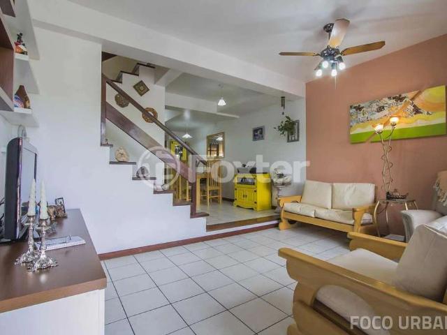 Casa / Sobrado para Venda em Porto Alegre/RS Campo Novo 2 Quartos