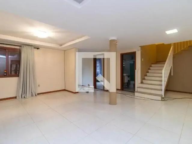 Casa / Sobrado para Venda em Porto Alegre/RS Campo Novo 3 Quartos