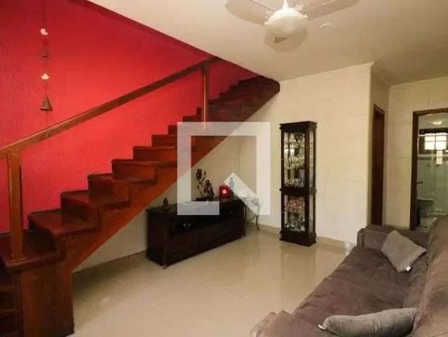 Casa / Sobrado para Venda em Porto Alegre/RS Campo Novo 4 Quartos