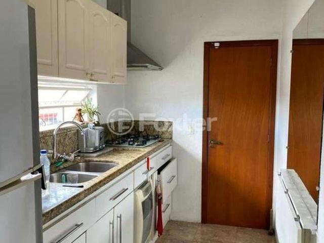 Casa / Sobrado para Venda em Porto Alegre/RS Cascata 2 Quartos