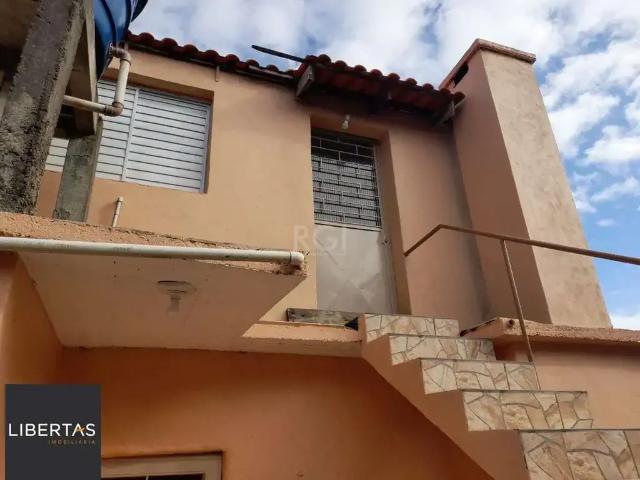 Casa / Sobrado para Venda em Porto Alegre/RS Cascata 3 Quartos