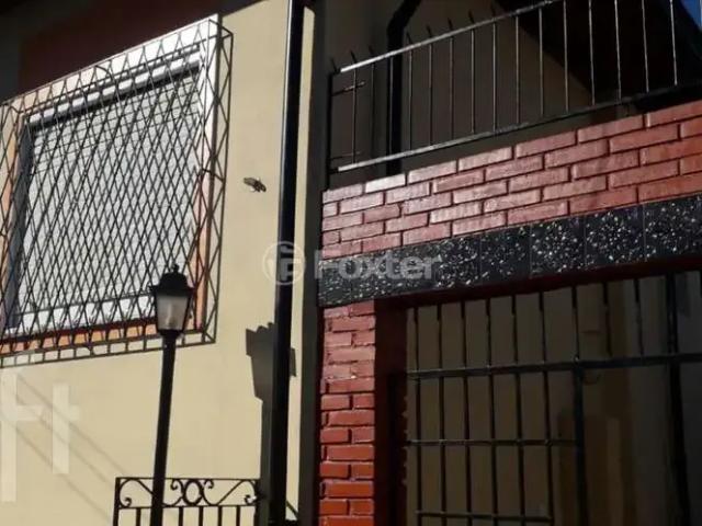 Casa / Sobrado para Venda em Porto Alegre/RS Cascata 3 Quartos