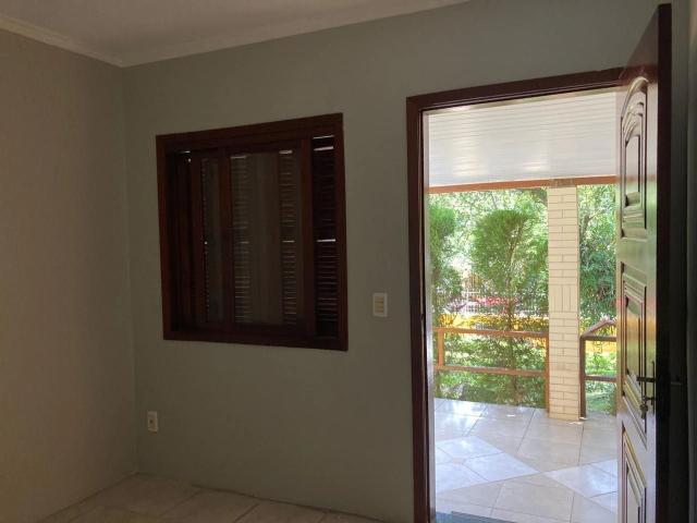 Casa / Sobrado para Venda em Porto Alegre/RS Cavalhada 3 Quartos