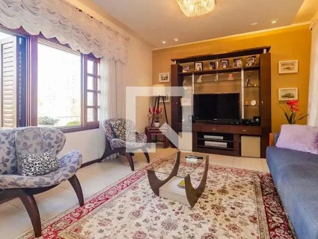 Casa / Sobrado para Venda em Porto Alegre/RS Cavalhada 3 Quartos