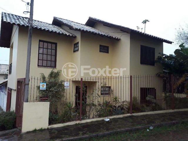 Casa / Sobrado para Venda em Porto Alegre/RS Cavalhada 3 Quartos