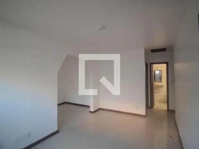 Casa / Sobrado para Venda em Porto Alegre/RS Cavalhada 3 Quartos