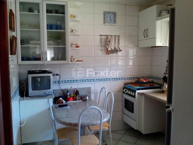 Casa / Sobrado para Venda em Porto Alegre/RS Cavalhada 3 Quartos