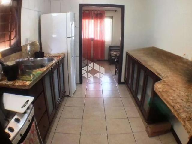 Casa / Sobrado para Venda em Porto Alegre/RS Cavalhada 2 Quartos