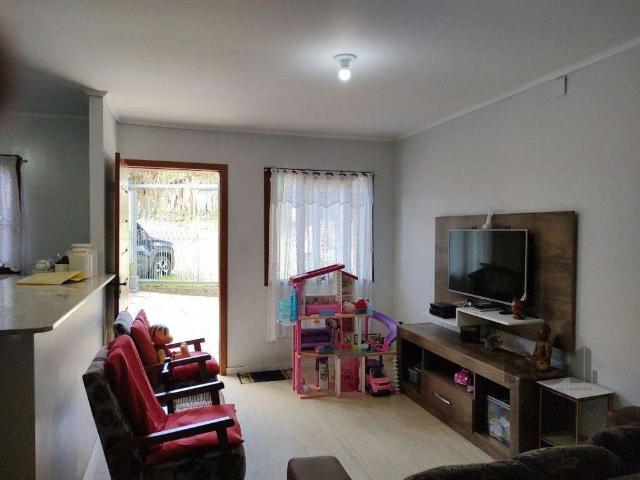 Casa / Sobrado para Venda em Porto Alegre/RS Cavalhada 4 Quartos