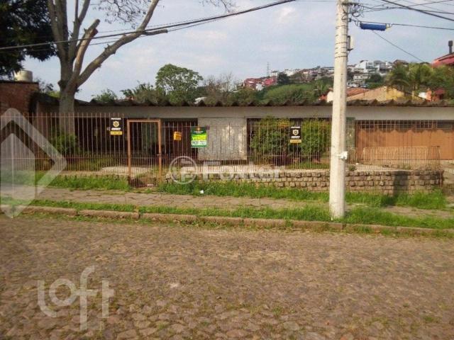 Casa / Sobrado para Venda em Porto Alegre/RS Cavalhada 4 Quartos