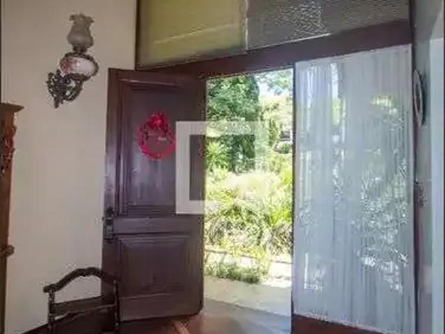 Casa / Sobrado para Venda em Porto Alegre/RS Cavalhada 4 Quartos