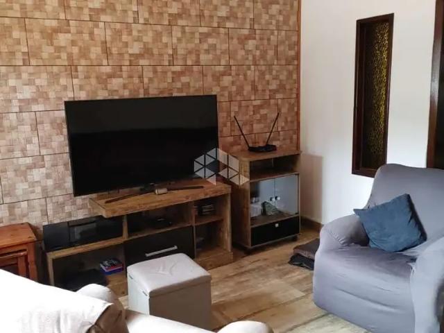 Casa / Sobrado para Venda em Porto Alegre/RS Cavalhada 5 Quartos