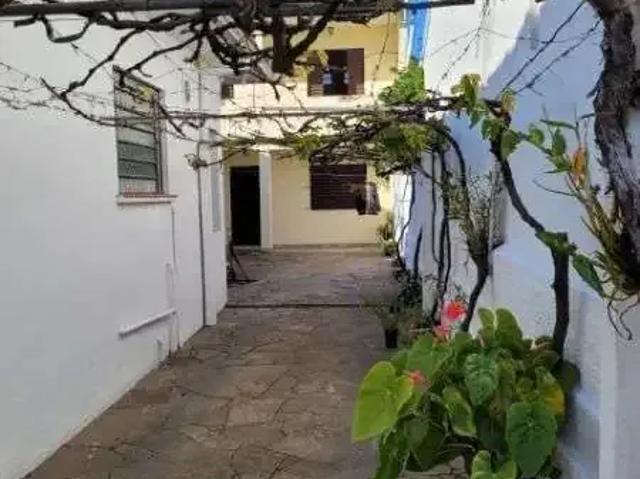 Casa / Sobrado para Venda em Porto Alegre/RS Cavalhada 6 Quartos