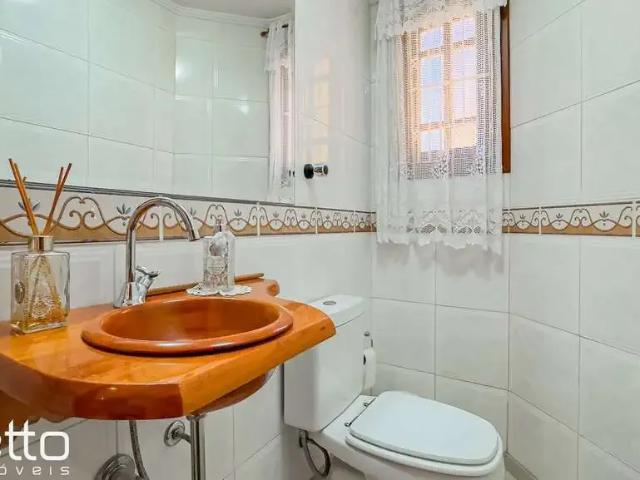 Casa / Sobrado para Venda em Porto Alegre/RS Chácara das Pedras 3 Quartos