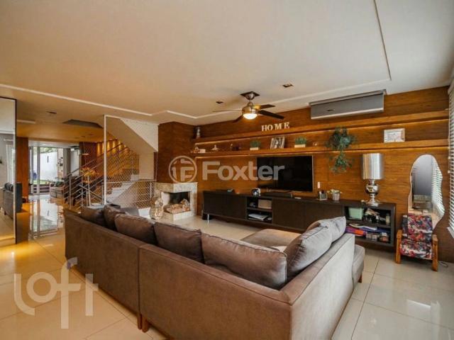 Casa / Sobrado para Venda em Porto Alegre/RS Chácara das Pedras 3 Quartos