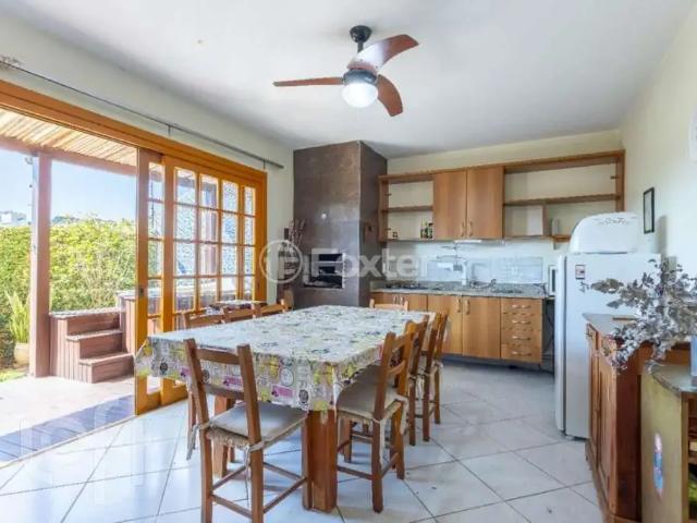 Casa / Sobrado para Venda em Porto Alegre/RS Chácara das Pedras 3 Quartos