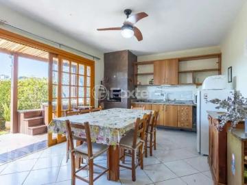 Casa / Sobrado para Venda em Porto Alegre/RS Chácara das Pedras 3 Quartos
