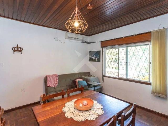 Casa / Sobrado para Venda em Porto Alegre/RS Chácara das Pedras 3 Quartos