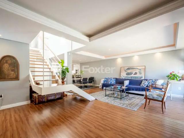 Casa / Sobrado para Venda em Porto Alegre/RS Chácara das Pedras 4 Quartos