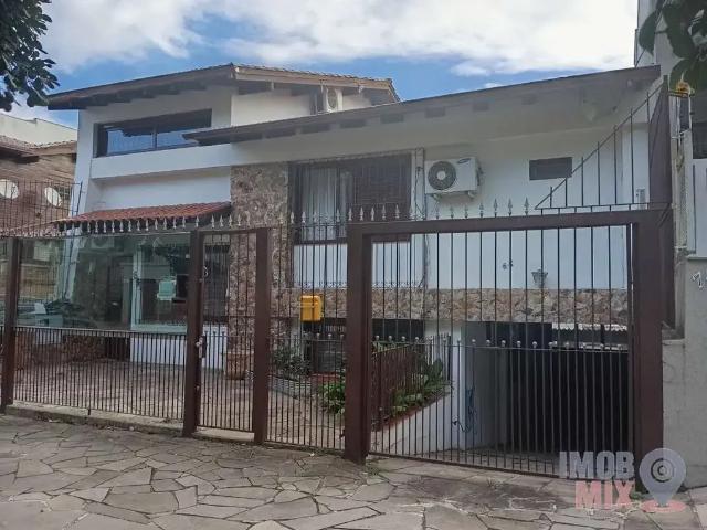 Casa / Sobrado para Venda em Porto Alegre/RS Chácara das Pedras 4 Quartos