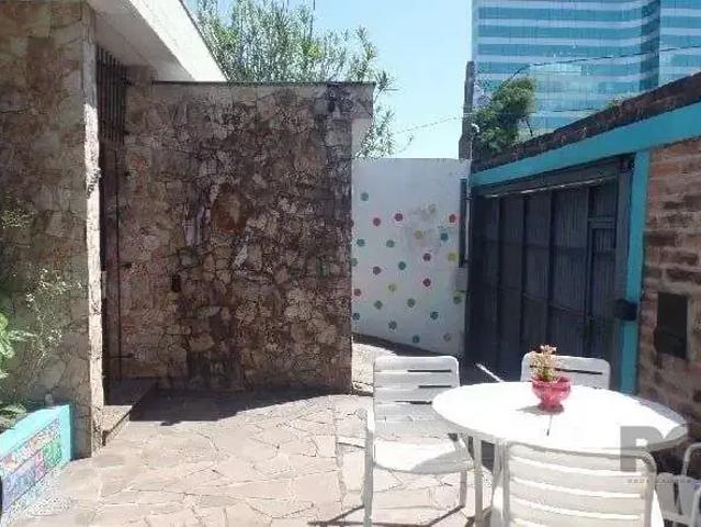 Casa / Sobrado para Venda em Porto Alegre/RS Chácara das Pedras 4 Quartos