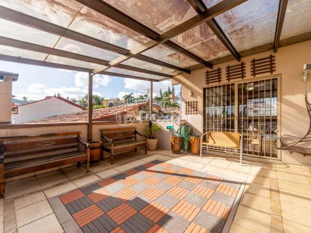 Casa / Sobrado para Venda em Porto Alegre/RS Chácara das Pedras 5 Quartos