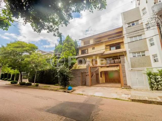 Casa / Sobrado para Venda em Porto Alegre/RS Chácara das Pedras 5 Quartos