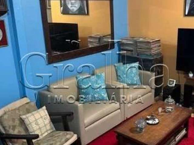 Casa / Sobrado para Venda em Porto Alegre/RS Cidade Baixa 3 Quartos