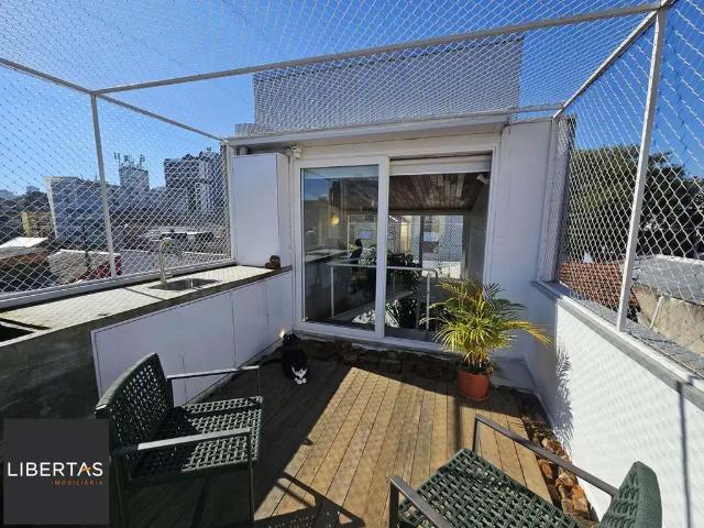Casa / Sobrado para Venda em Porto Alegre/RS Cidade Baixa 2 Quartos