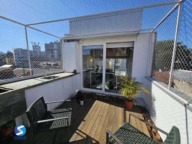 Casa / Sobrado para Venda em Porto Alegre/RS Cidade Baixa 2 Quartos