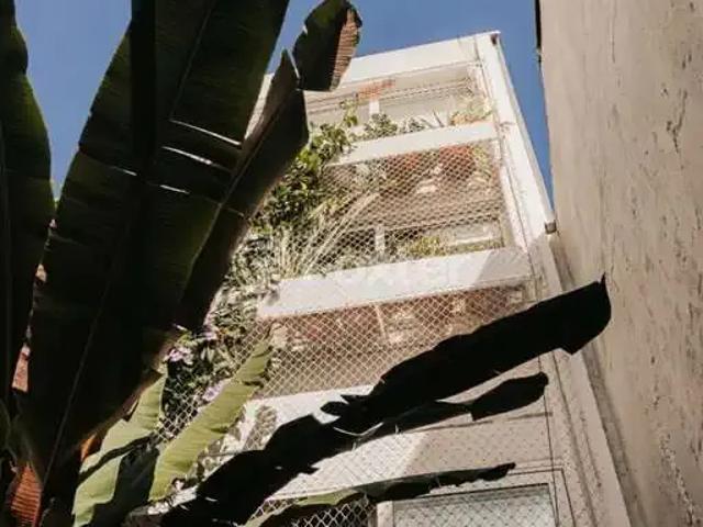 Casa / Sobrado para Venda em Porto Alegre/RS Cidade Baixa 2 Quartos