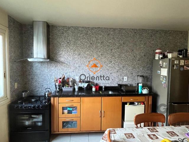 Casa / Sobrado para Venda em Porto Alegre/RS Cidade Baixa 5 Quartos